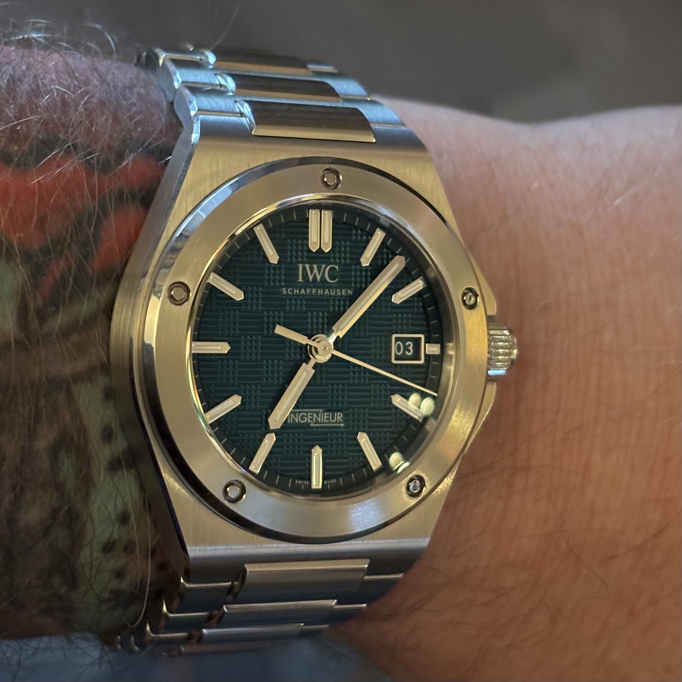 IWC wristshot 37