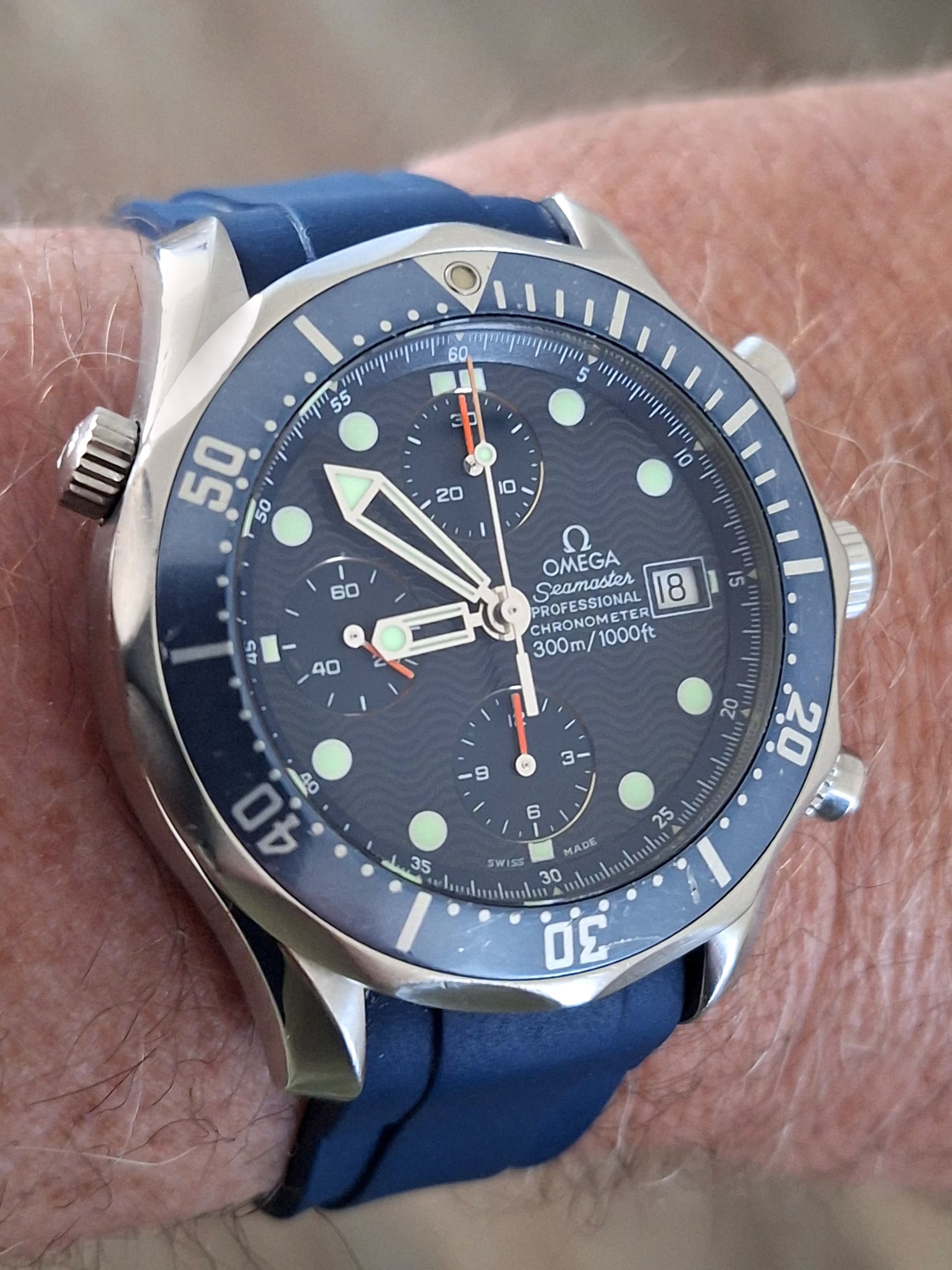Omega wristshot 5