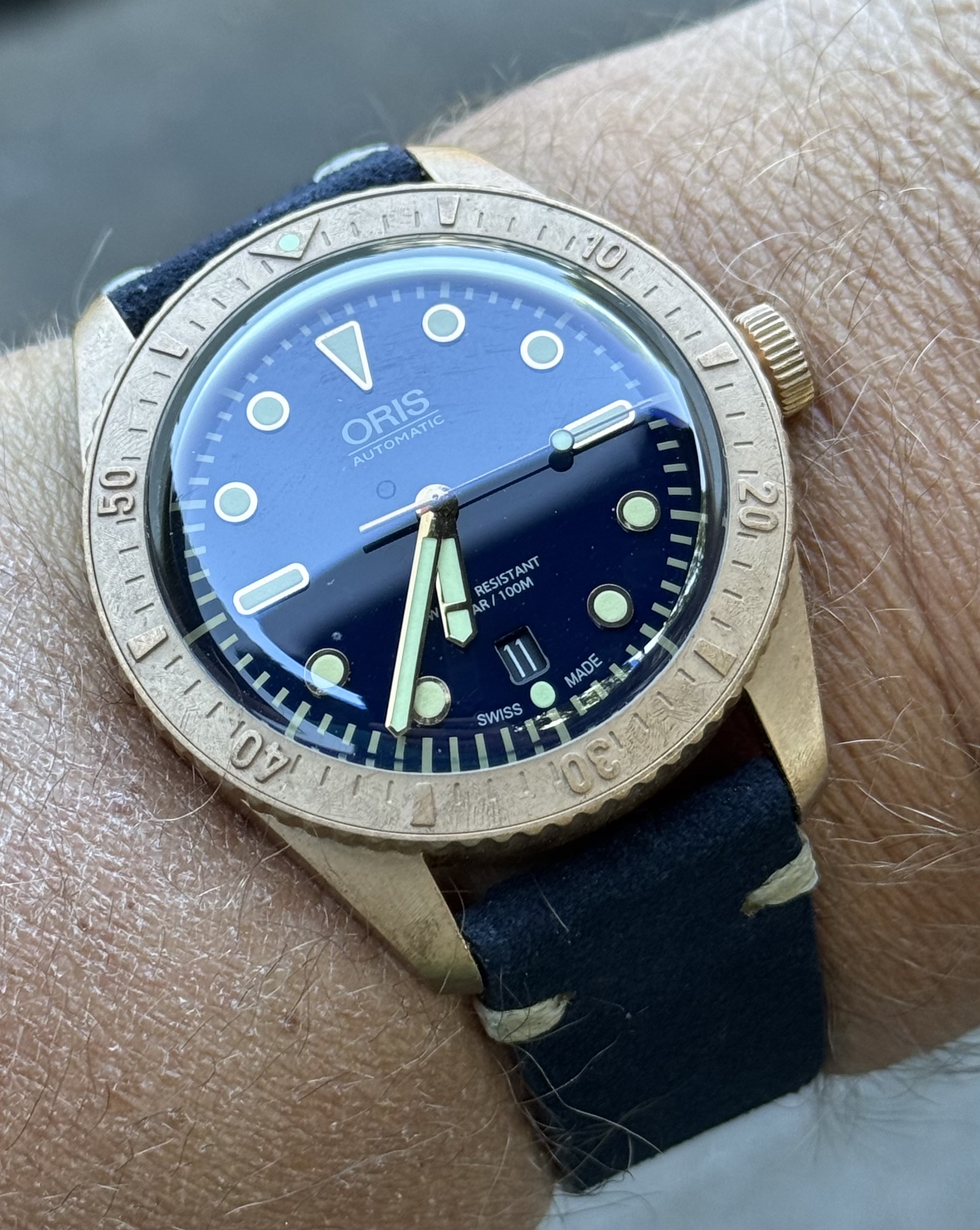 Oris wristshot 9