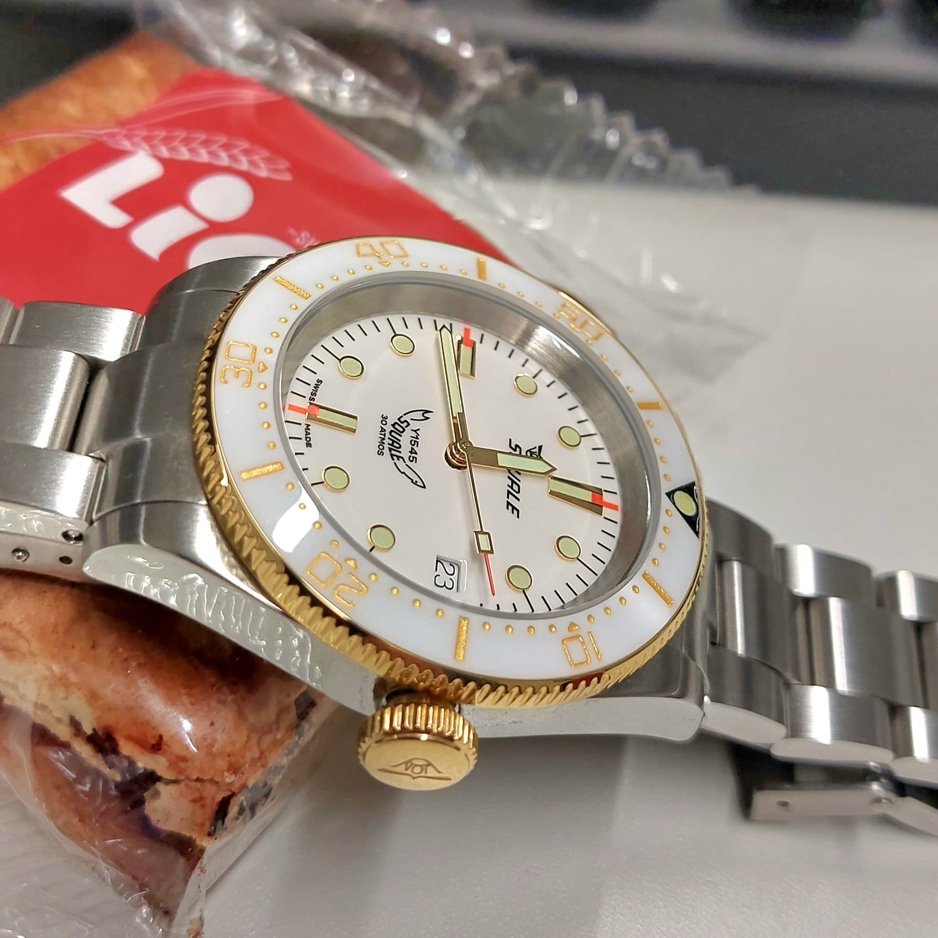 SQUALE 1545 WHITE SW200-HF05