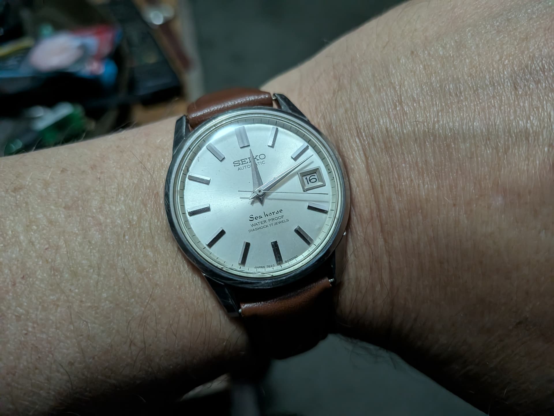 PXL_20251025_221230280.MACRO_FOCUS