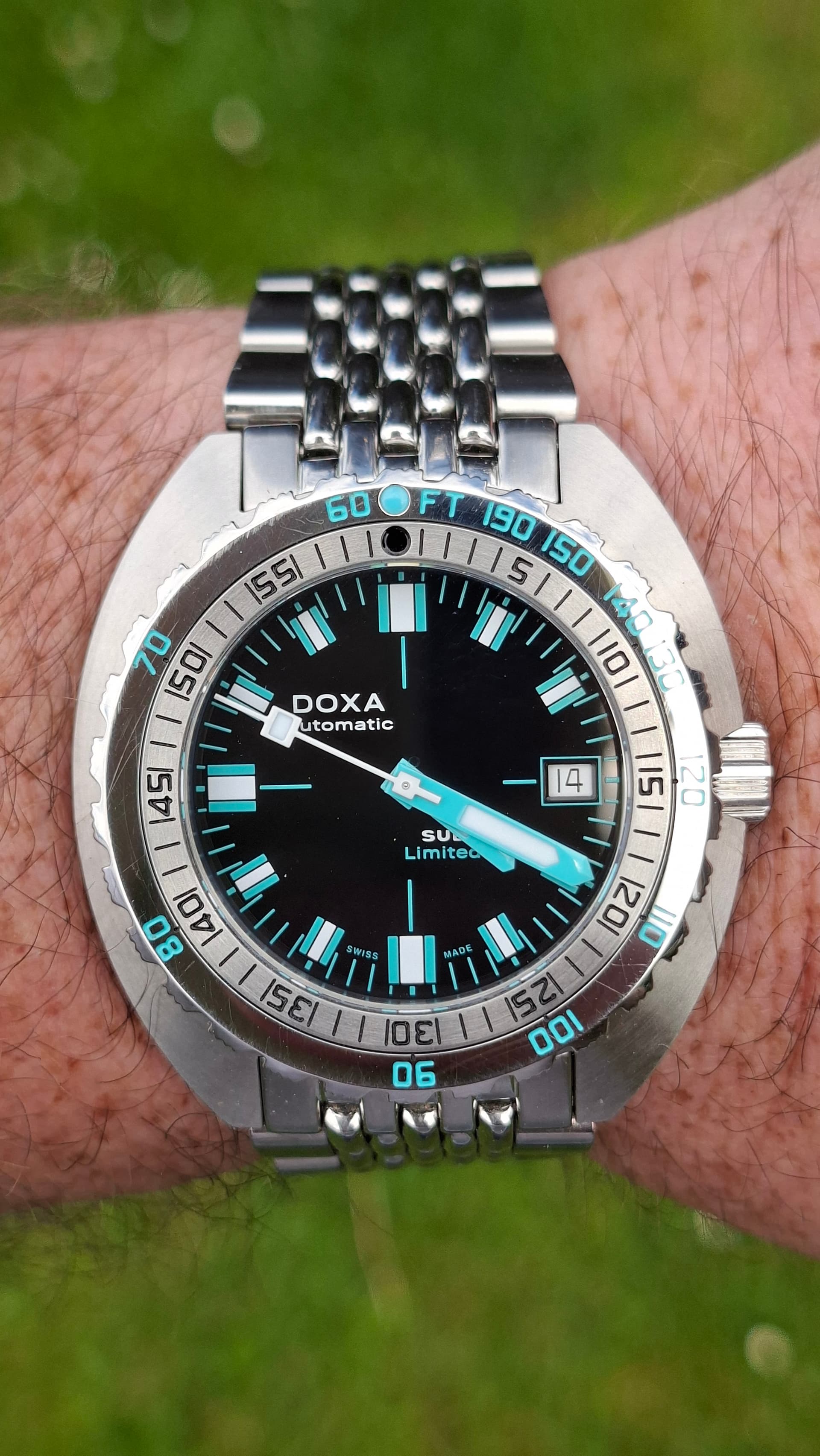 Doxa wristshot 8