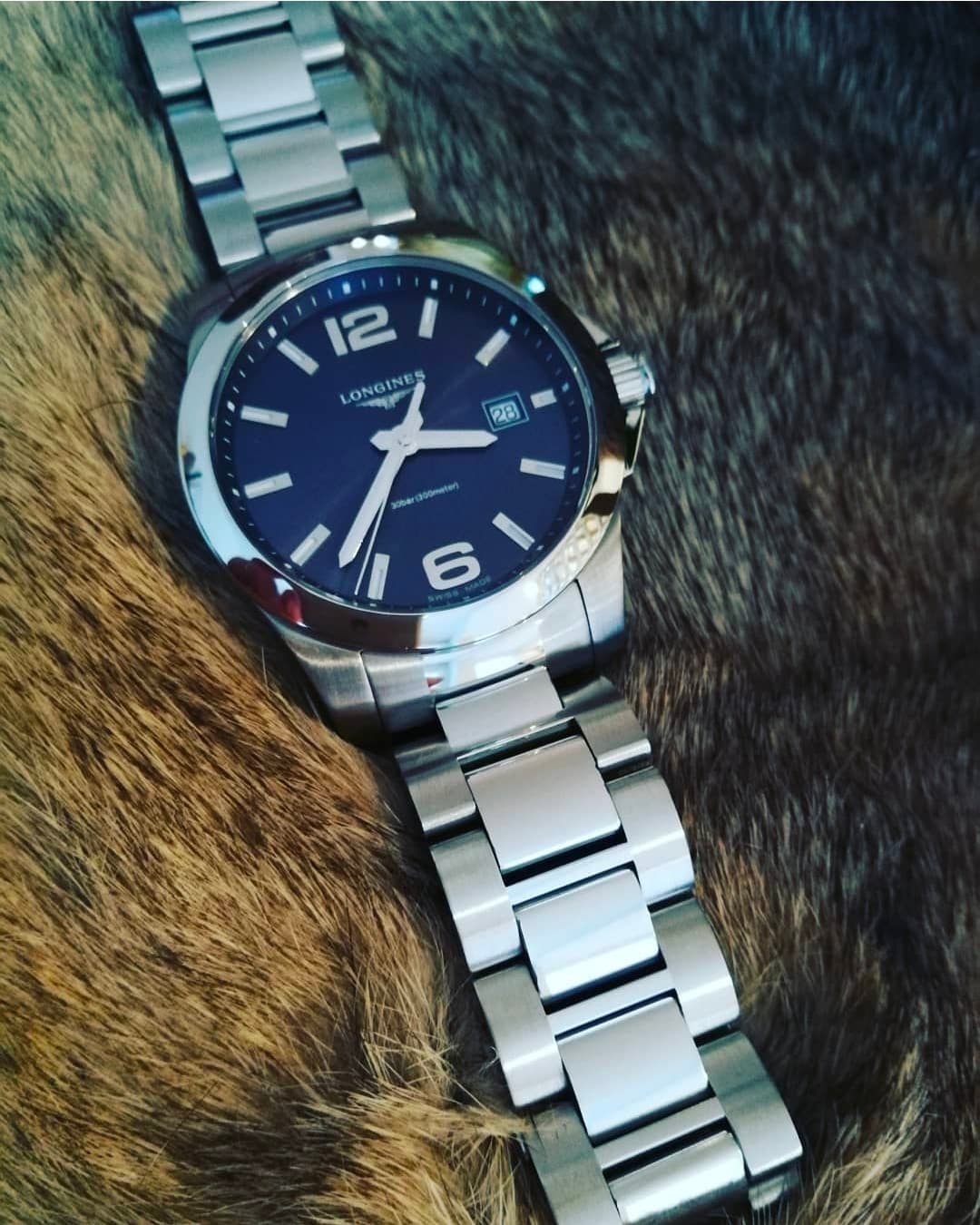 Longines wristshot 8