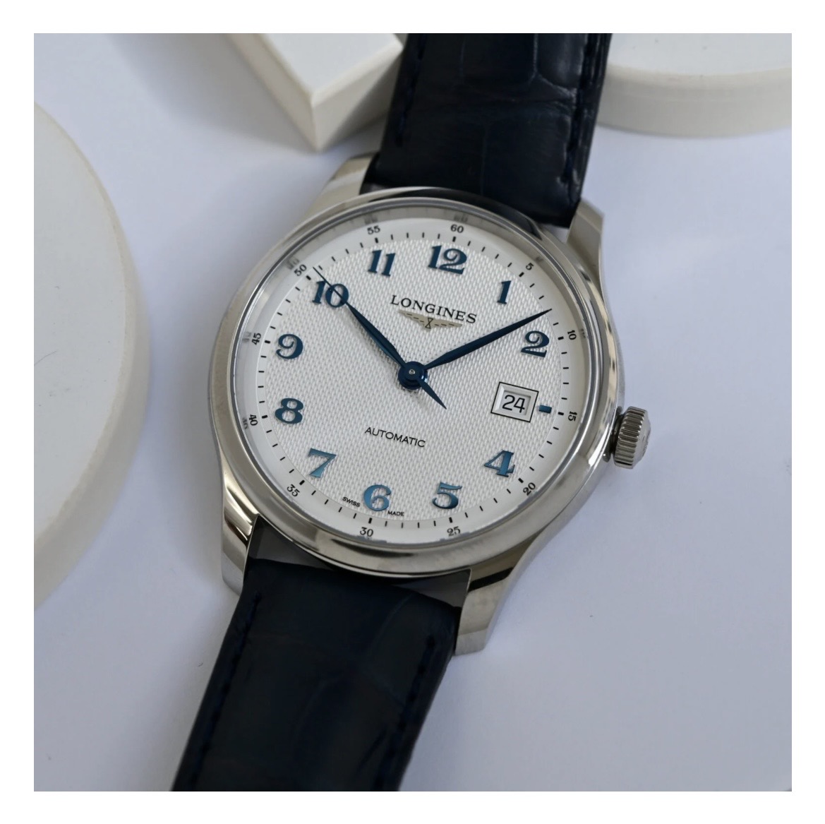 Longines wristshot 11