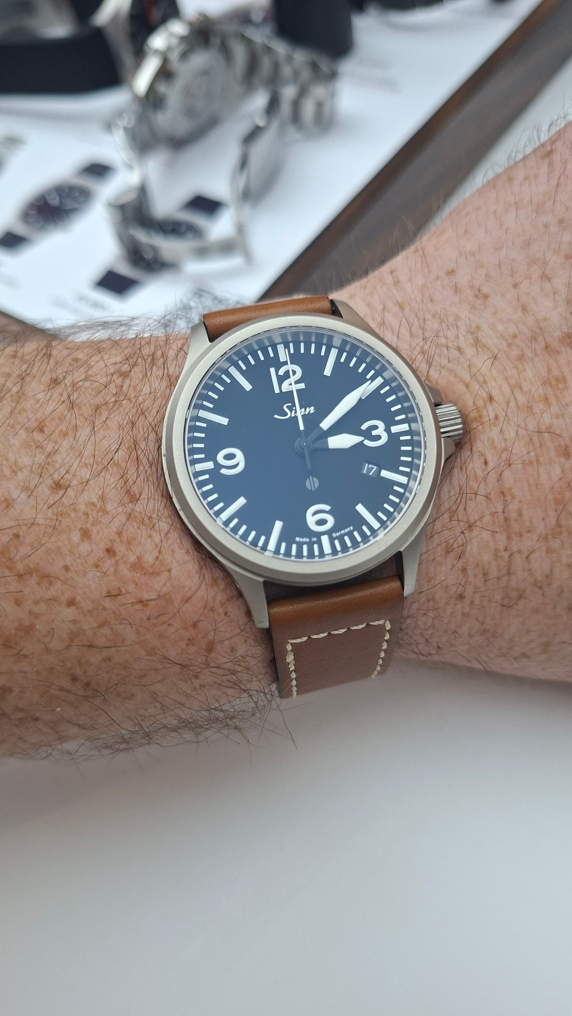 Sinn wristshot 7