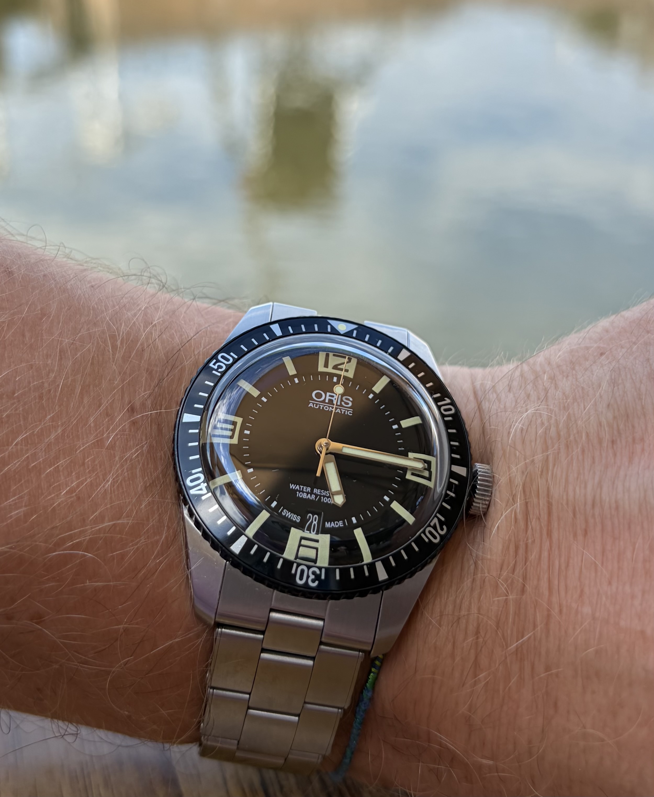 Oris wristshot 28