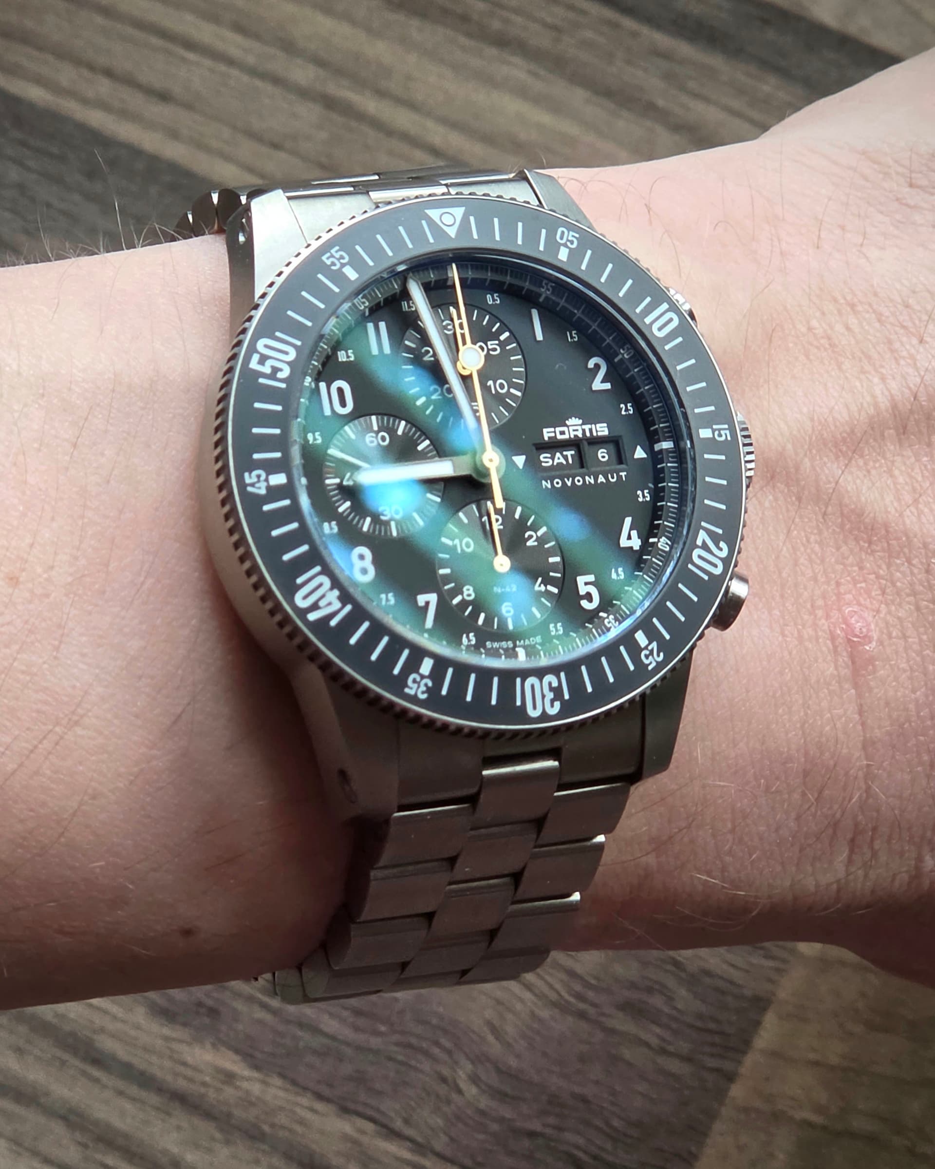 Fortis wristshot 28