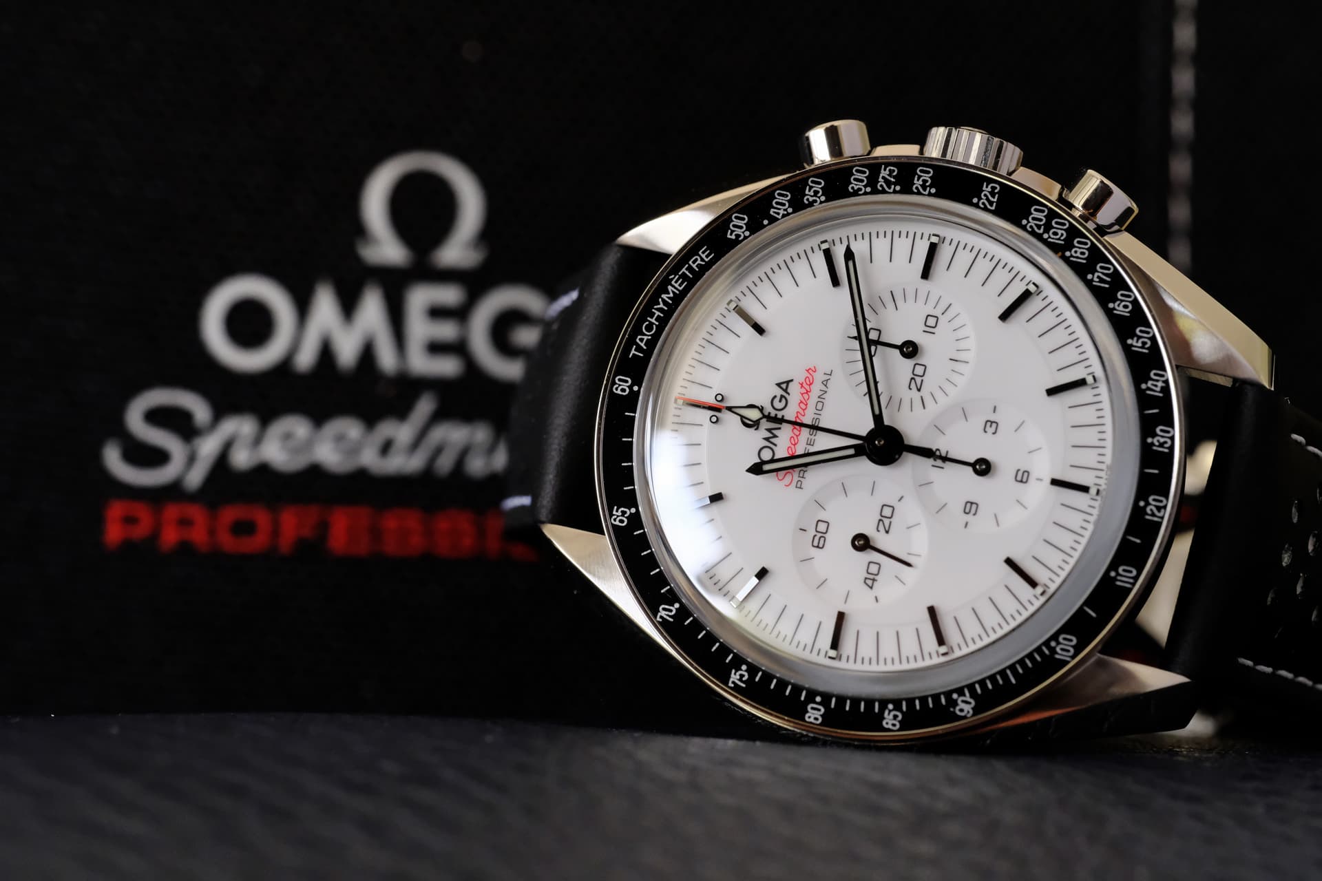 Omega wristshot 8