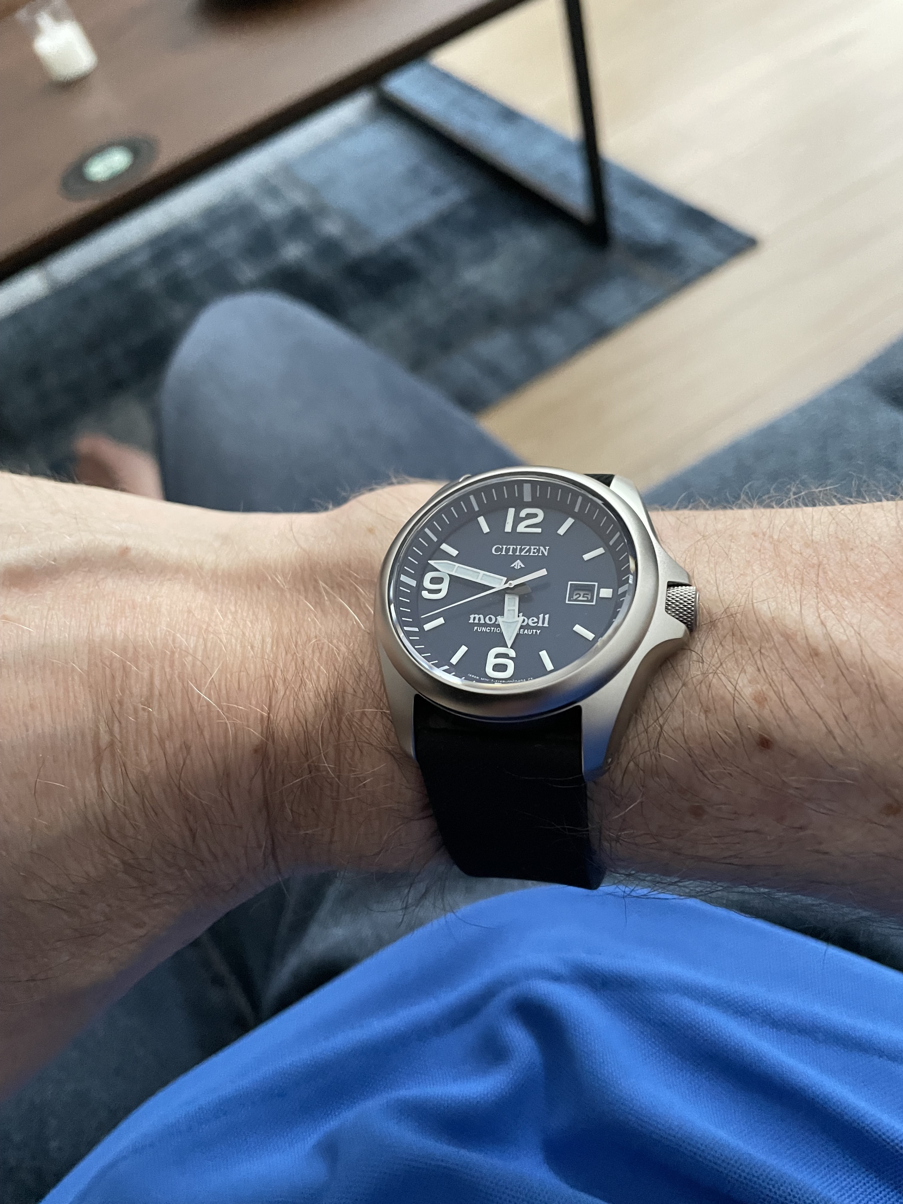 Citizen wristshot 37