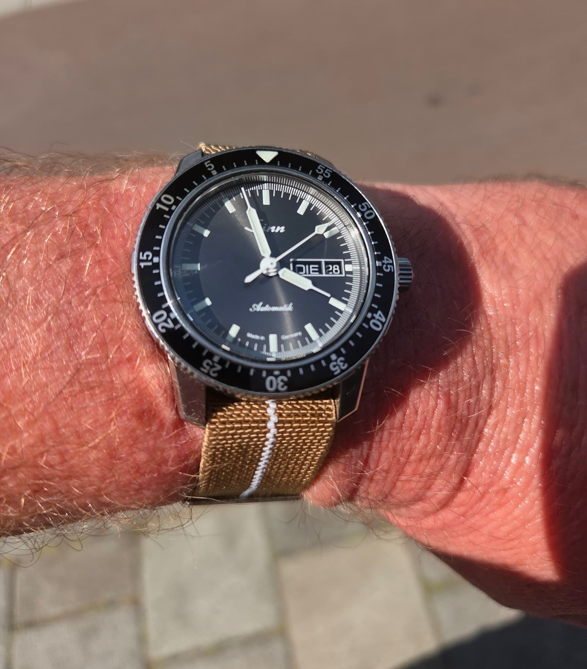 Sinn wristshot 8