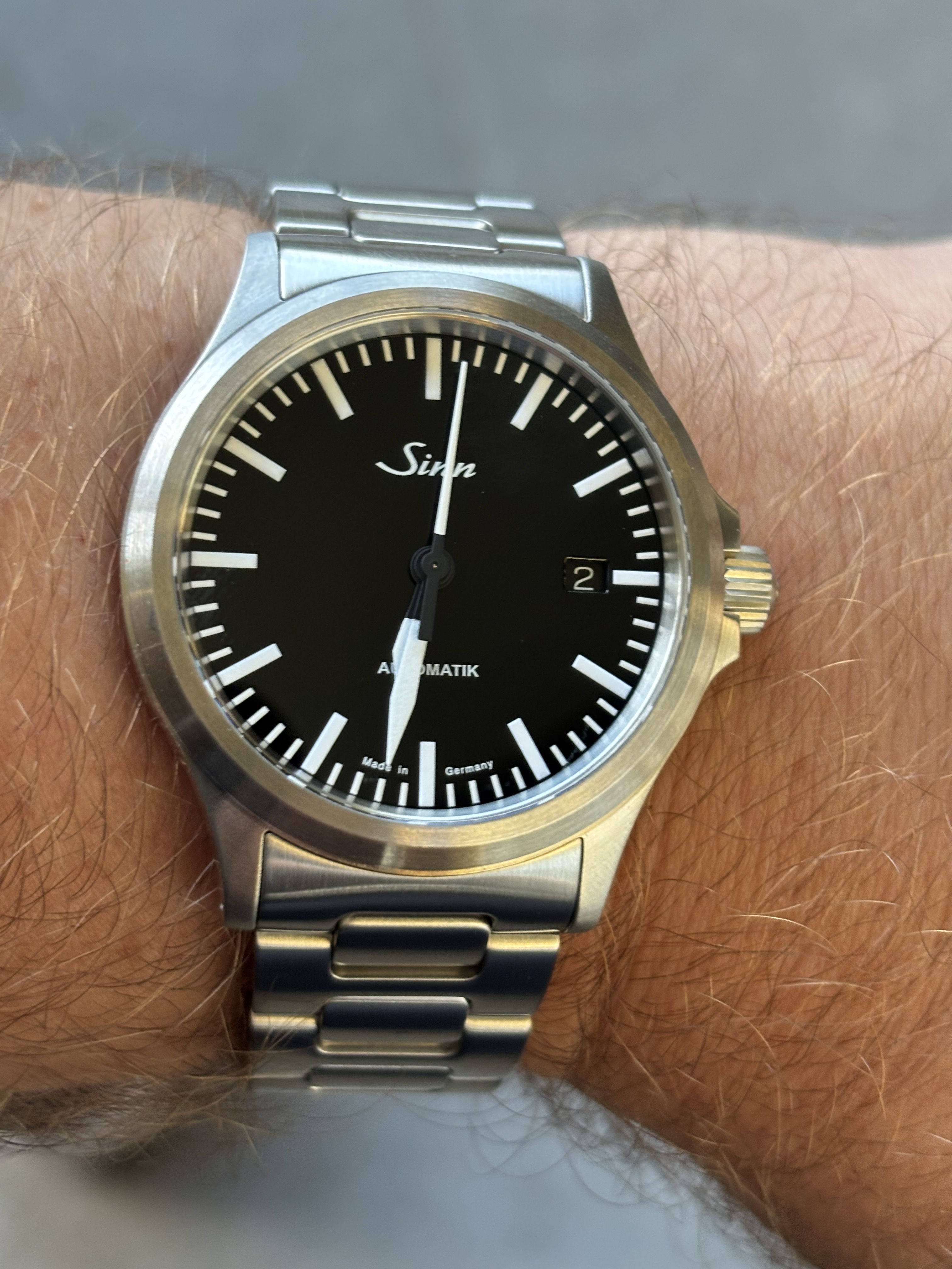 Sinn wristshot 18