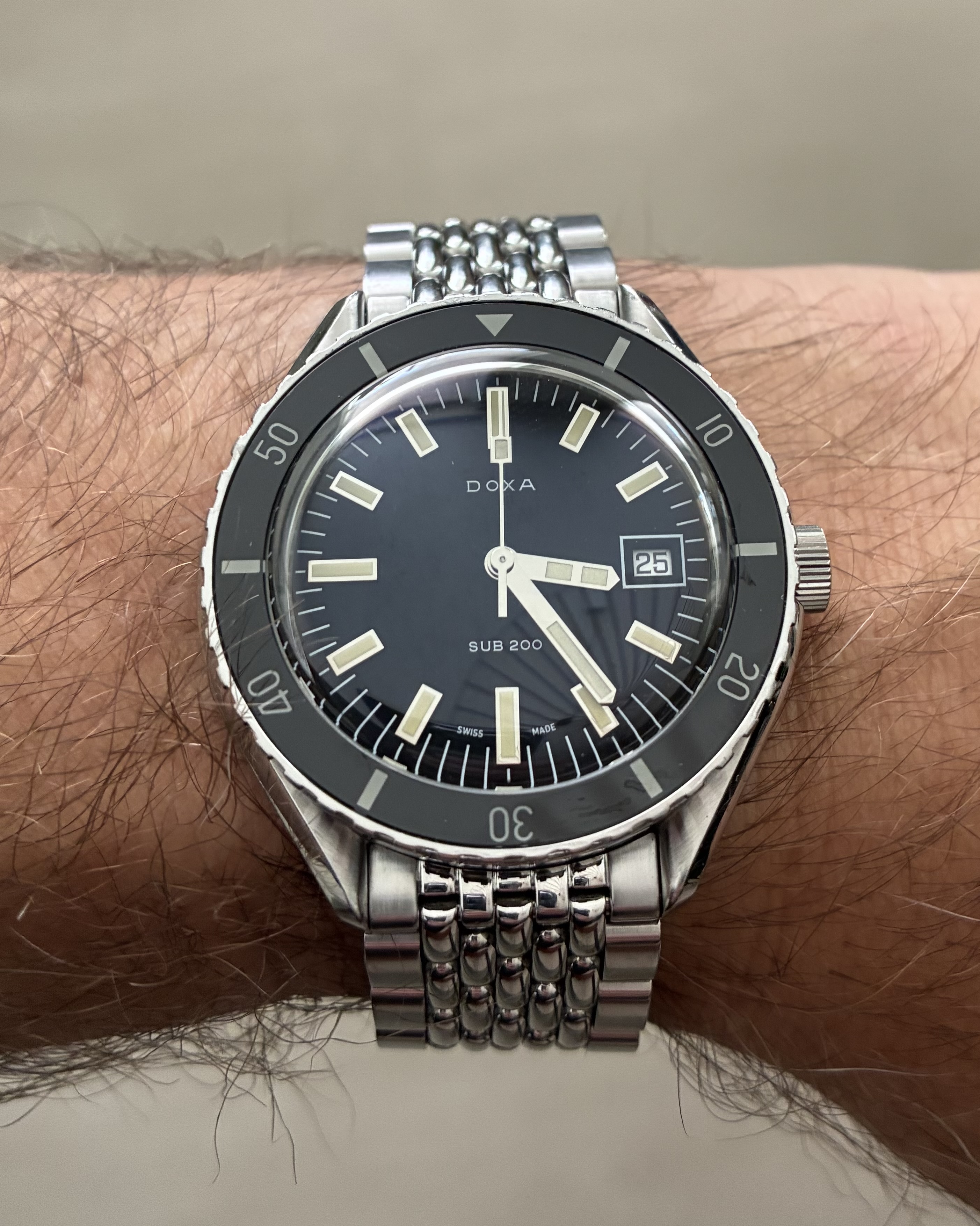 Doxa wristshot 7