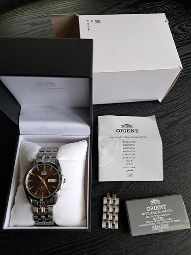 1885b743b84f2bc80abe1283de3550aac60d0332_2_375x500