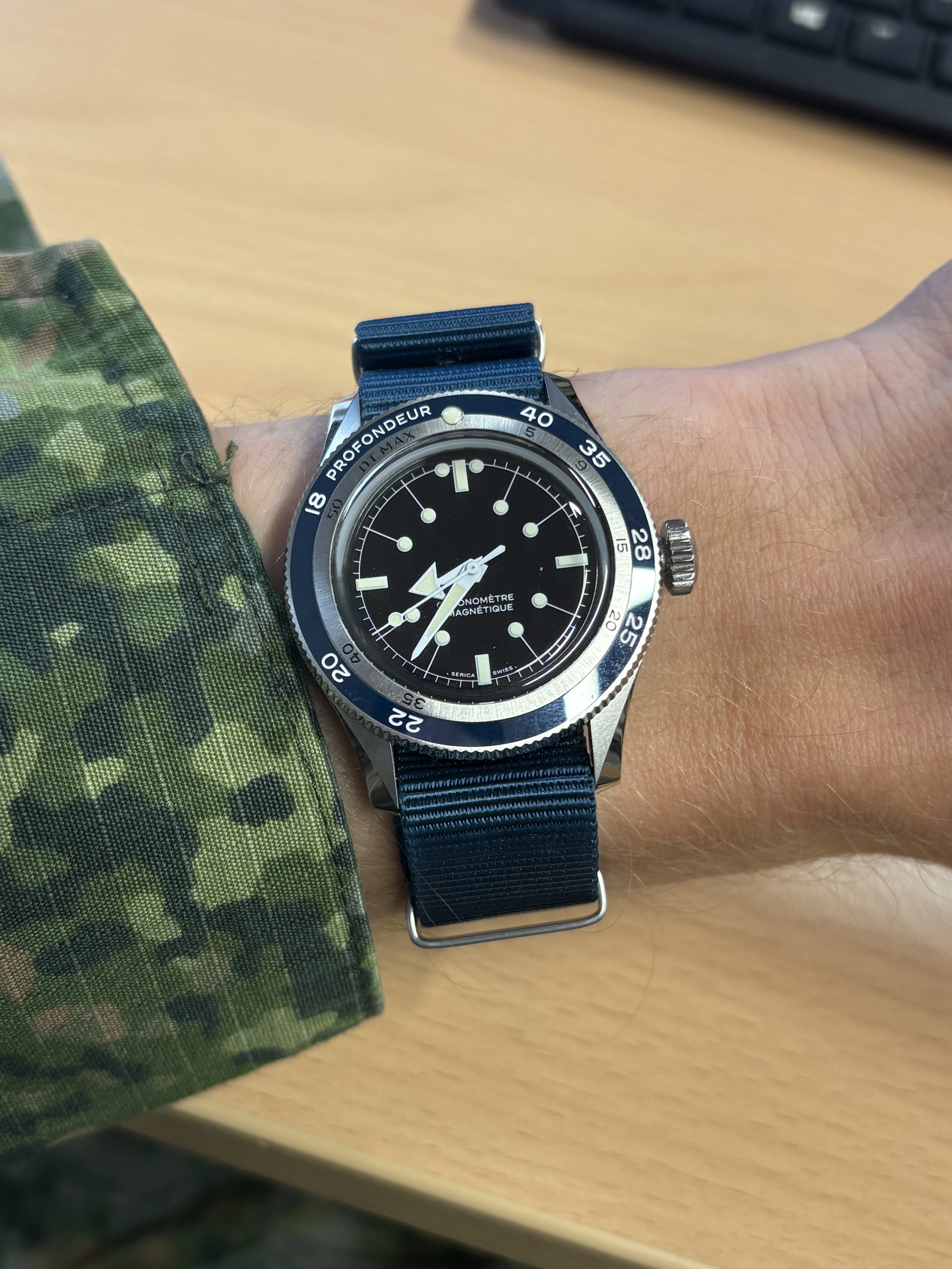 Serica wristshot 3