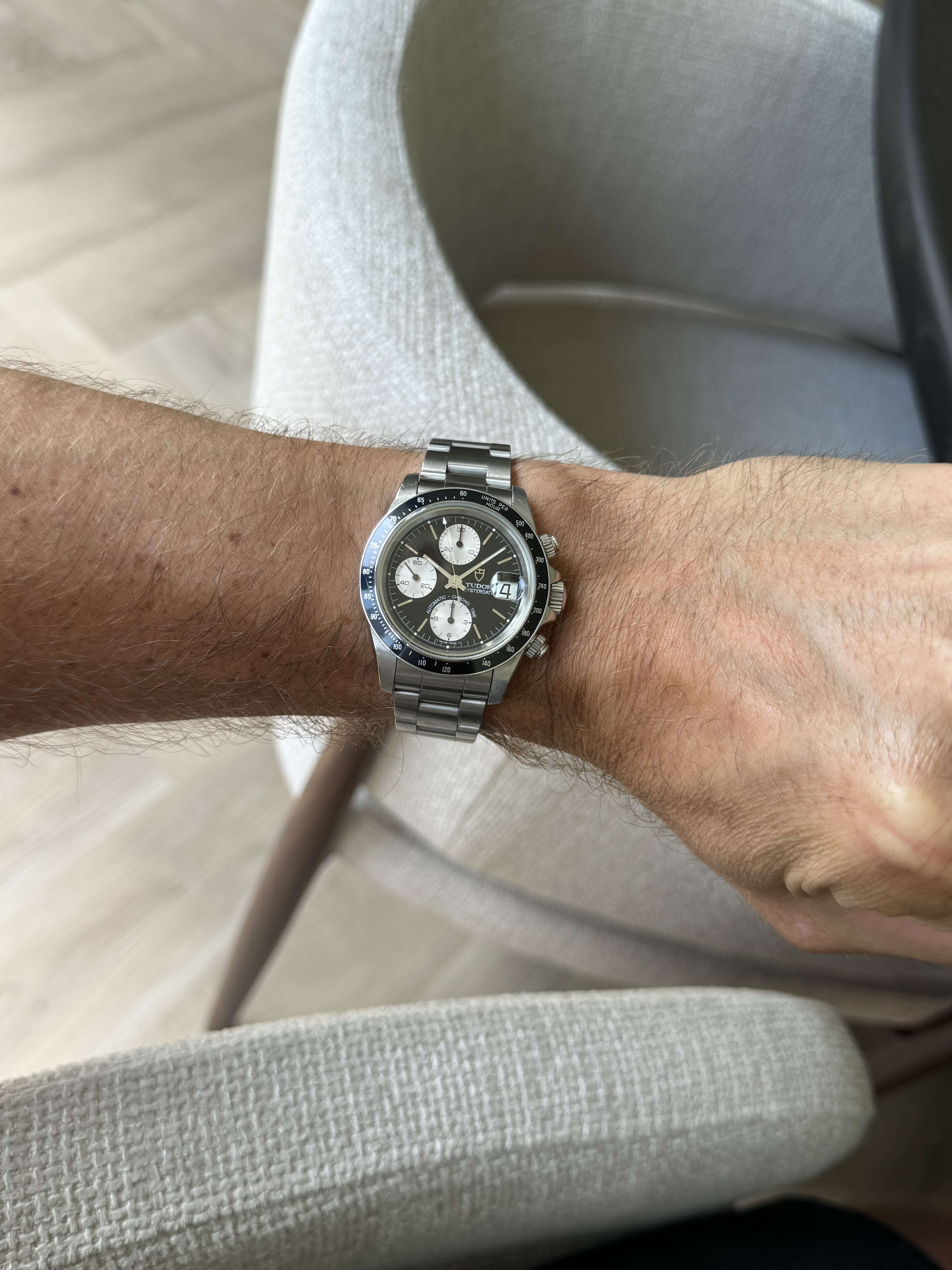 Tudor wristshot 36